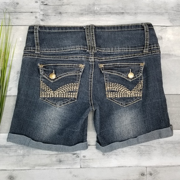 No Boundaries Cuffed Jean Shorts - Picture 2 of 6